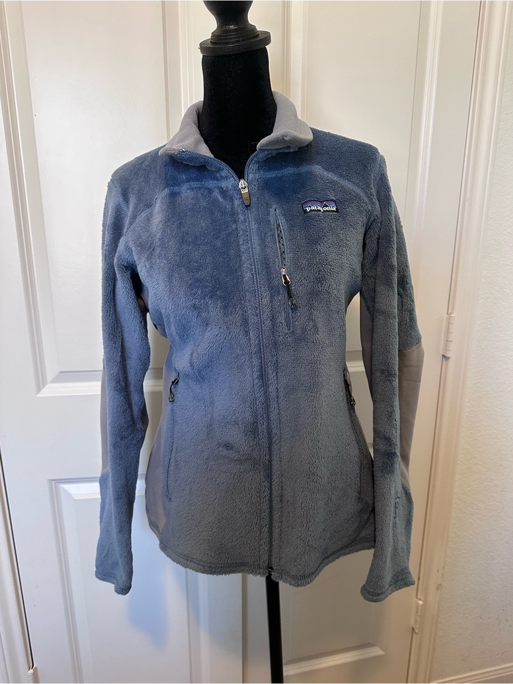 Patagonia Women's Steel Blue Teddy Fleece Jacket